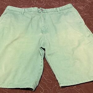 Volcom Men’s Shorts Size 40